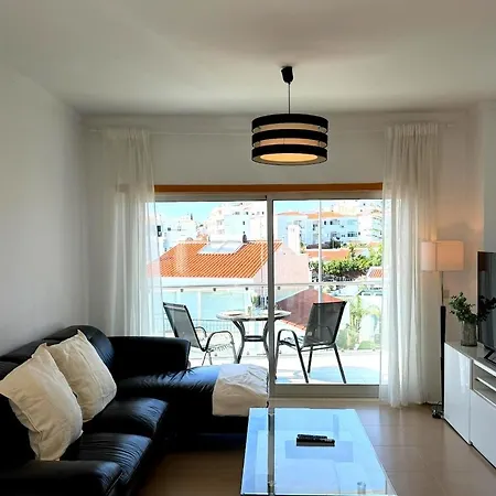 Appartement Modern House In *